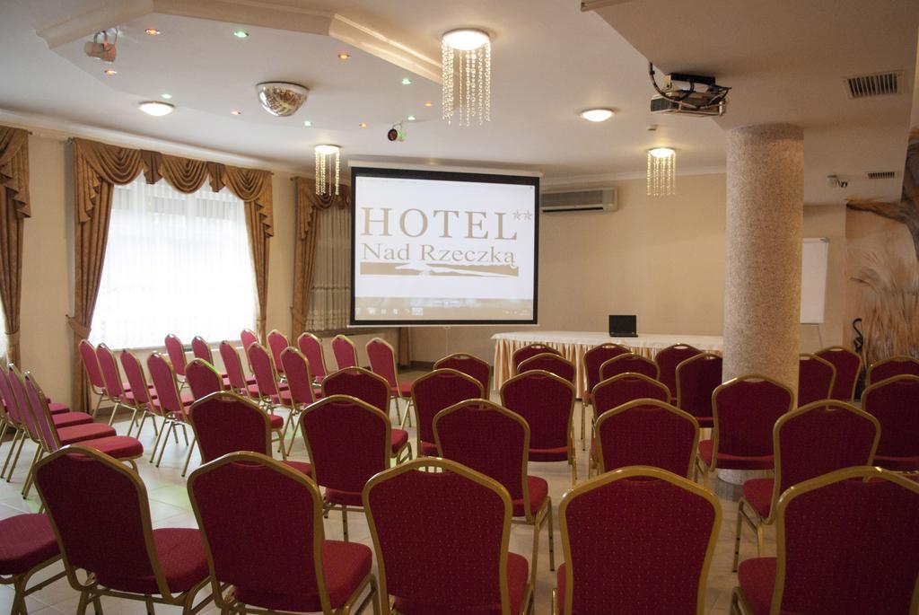 Hotel Nad Rzeczka Торунь Экстерьер фото